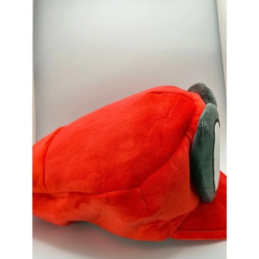 Funny Cartoon Eyes Red Plush Hat – Soft Cosplay Cap, Cute & Viral Streetwear Hat